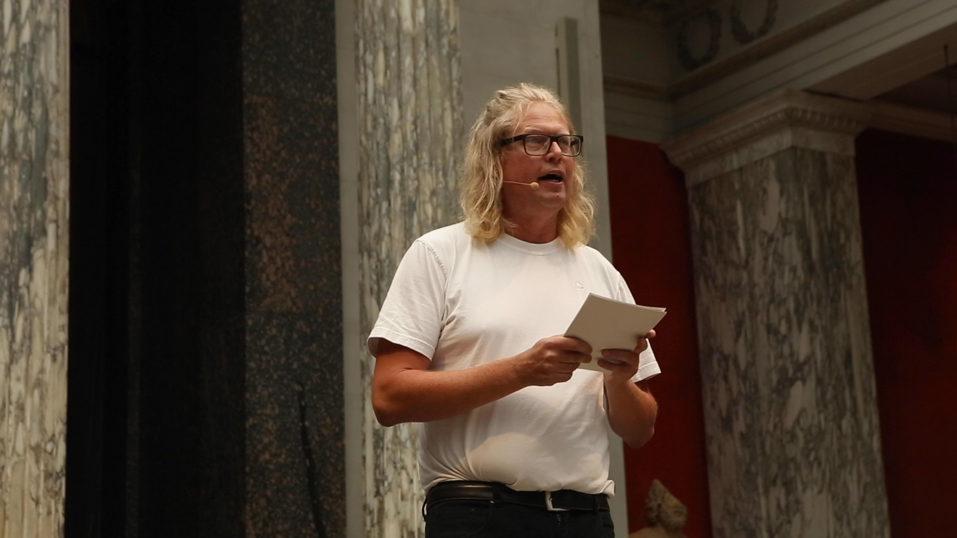 NX6A0020.00_22_40_15.Still018